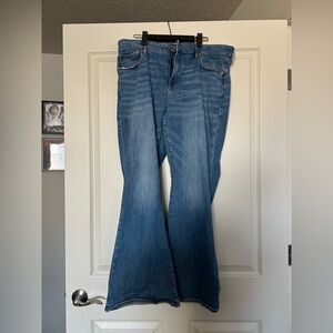 American Eagle next level stretch low-rise flare, size 16